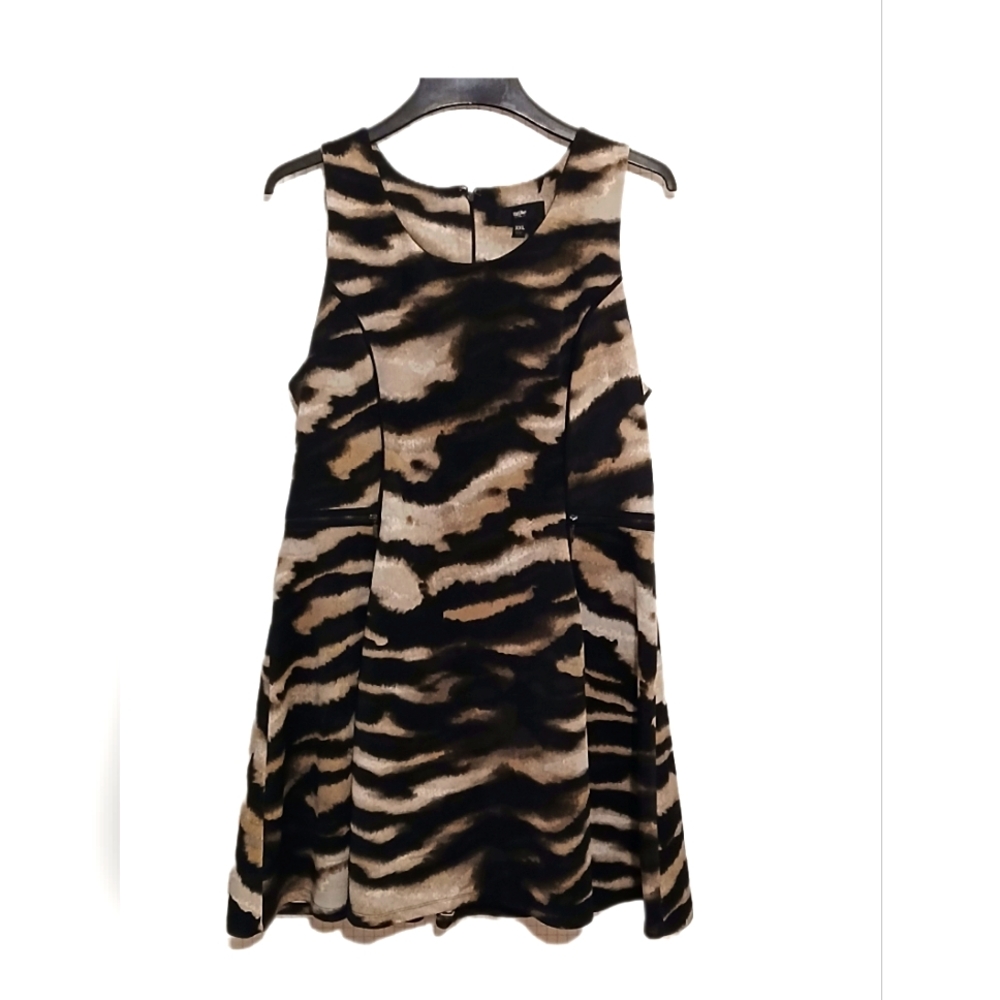 Mossimo Dress, XXL, approx Size 14, black, tan, animal type print.